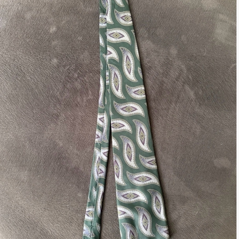Bert Pulitzer Green Paisley Silk Tie